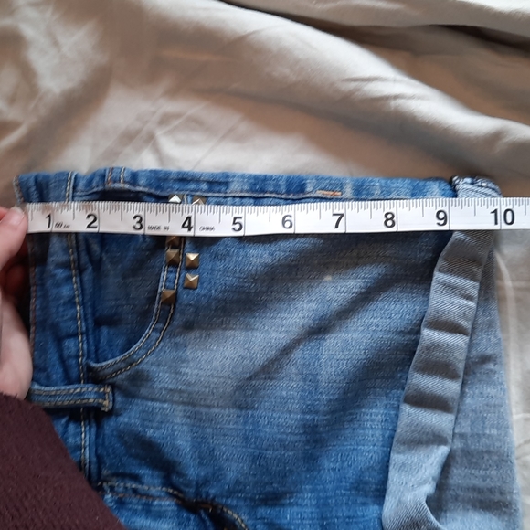 Max Azria Miley Cyrus denim shorts size 11 - Picture 6 of 6